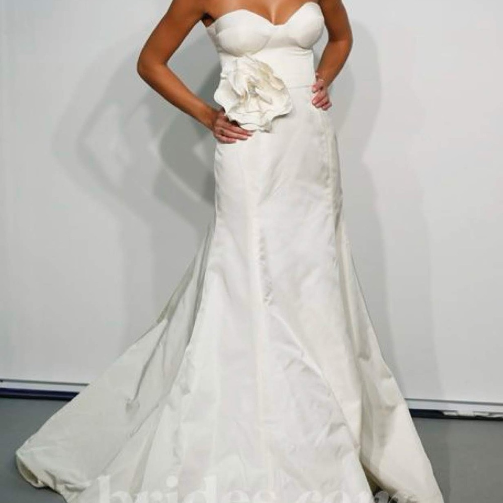 Sarah Janks White Strapless Sweetheart Wedding Gown